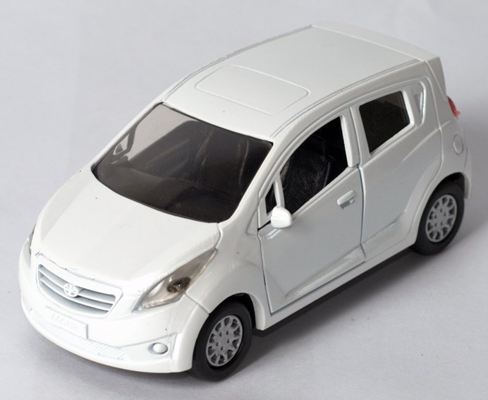 Модель DAEWOO Matiz Chevrolet Spark, 1:32, 18811 CM Toys